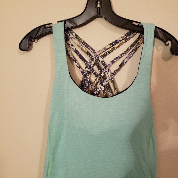 Lululemon Tank w/Built-in Bra - Picture 2 of 3